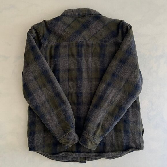 Legendary Whitetails Men's Plaid Button Up Jacket - Picture 2 of 7